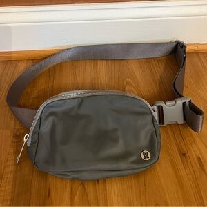 Lululemon belt bag